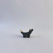 Mini Menagerie - Howling Wolf Totem