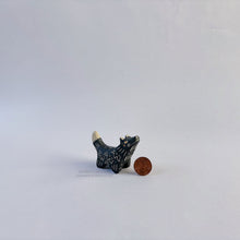 Mini Menagerie - Howling Wolf Totem