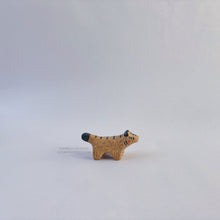 Mini Menagerie - Speckle Tiger Totem