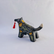 Poppy Wolf Totem